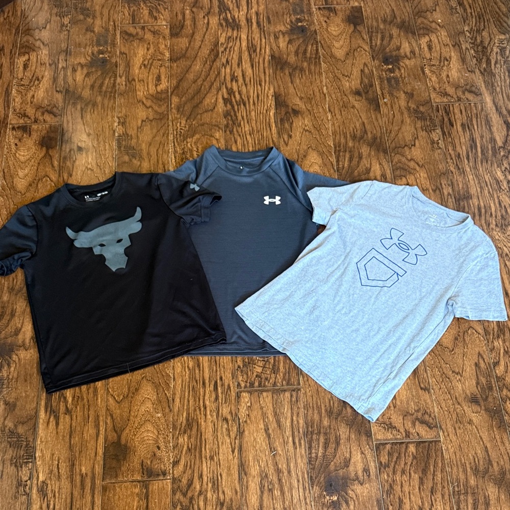 Under Armour Kids' T-Shirt Trio - Black, gray, Light Gray all size small